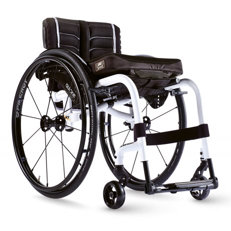 QUICKIE Xenon² FF Folding Wheelchair