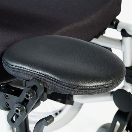 Legrests and footrests