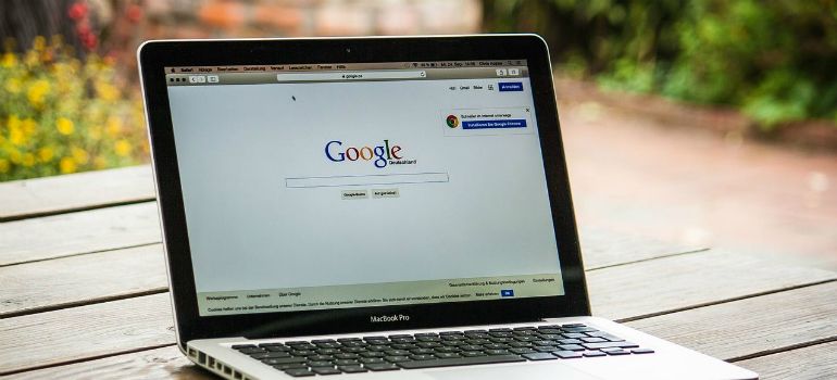Online Communities for People with Disabilities and Chronic Illness in Australia 